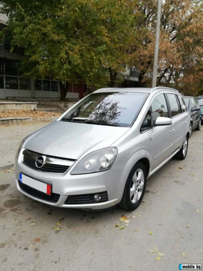 Opel Zafira, снимка 6 - Автомобили и джипове - 47881373