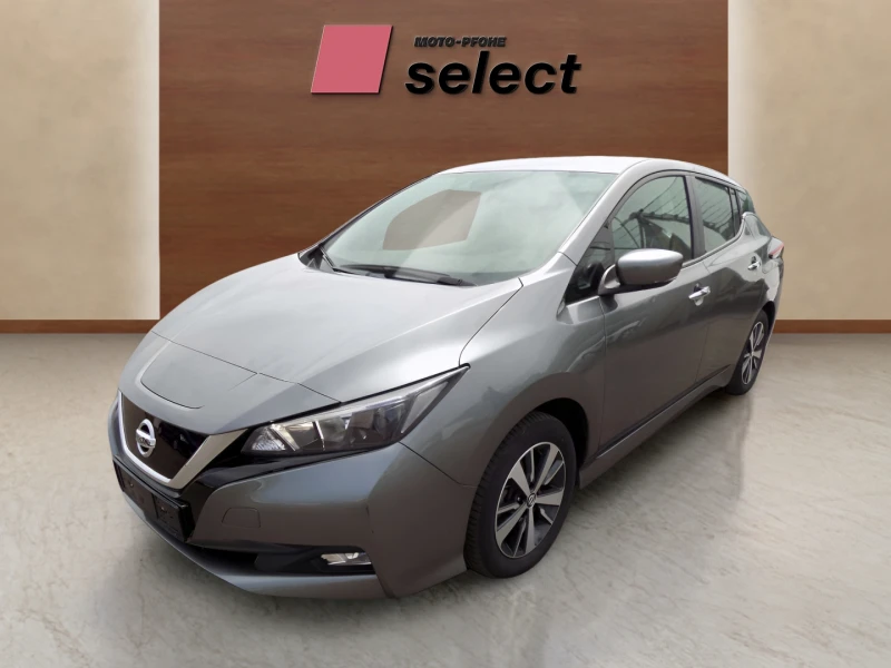 Nissan Leaf  40 KWh, снимка 2 - Автомобили и джипове - 47980279