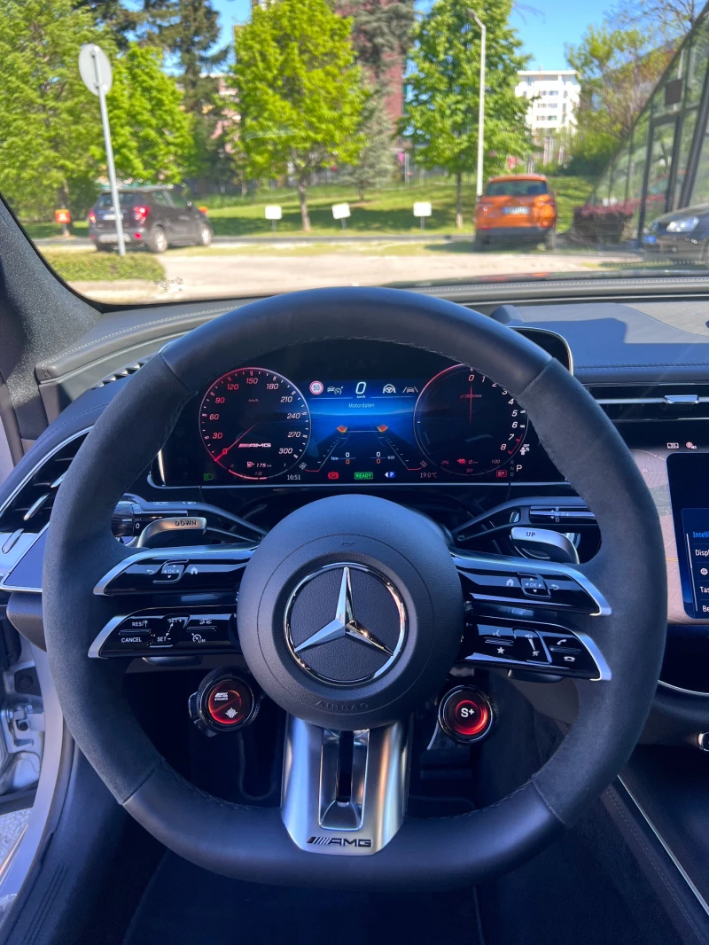 Mercedes-Benz E 53 AMG, снимка 10 - Автомобили и джипове - 50104689