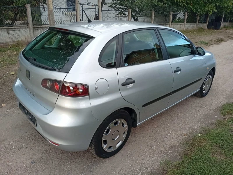 Seat Ibiza 1.2 i feislift , снимка 7 - Автомобили и джипове - 52030360