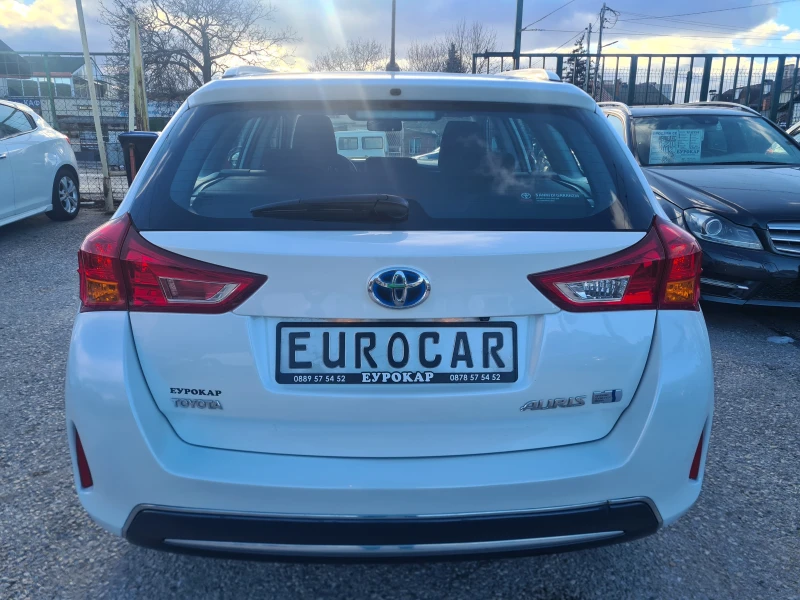 Toyota Auris 1.8HYBRID-ЛИЗИНГ, снимка 6 - Автомобили и джипове - 52453839