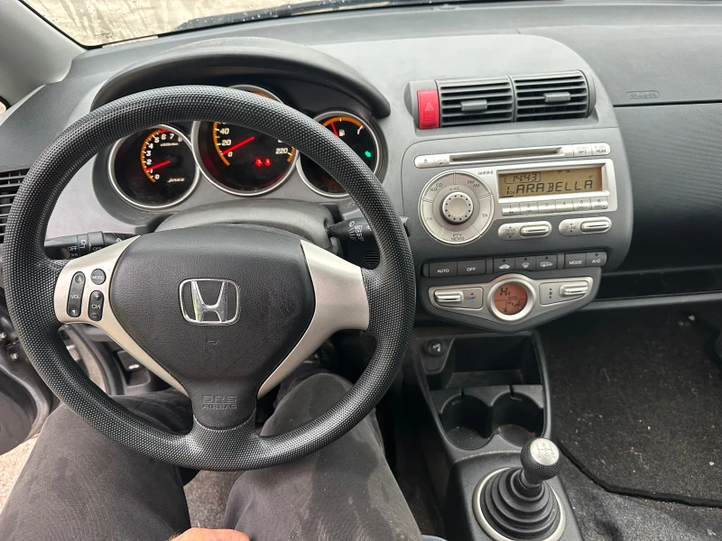 Honda Jazz 1.4i 90kc, снимка 12 - Автомобили и джипове - 52681923