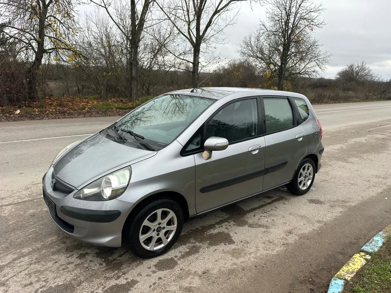 Honda Jazz 1.4i 90kc, снимка 7 - Автомобили и джипове - 52681923