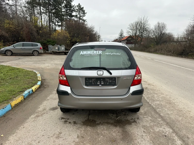 Honda Jazz 1.4i 90kc, снимка 5 - Автомобили и джипове - 52681923