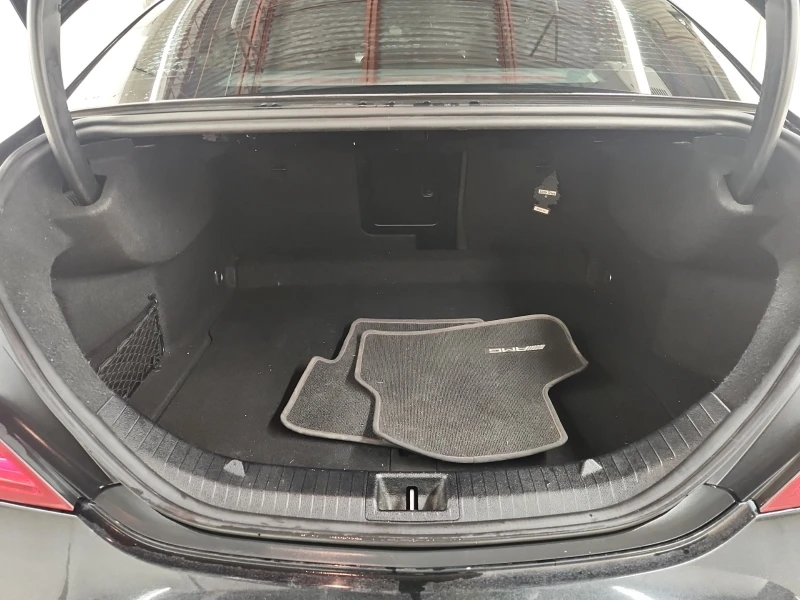 Mercedes-Benz CLA 45 AMG * CARFAX * БЕЗ ПЪРВОНАЧАЛНА ВНОСКА, снимка 12 - Автомобили и джипове - 52704309