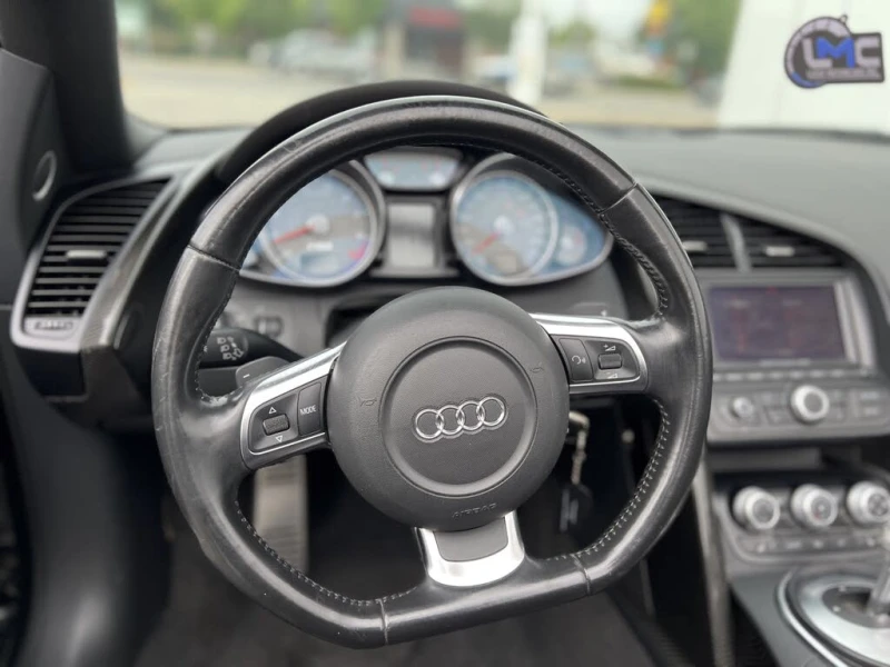 Audi R8 * 4.2* QUATTRO* SPYDER* Автокреди (Цена до БГ), снимка 11 - Автомобили и джипове - 53013608