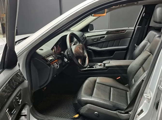 Mercedes-Benz E 220 Avantgarde - изображение 10