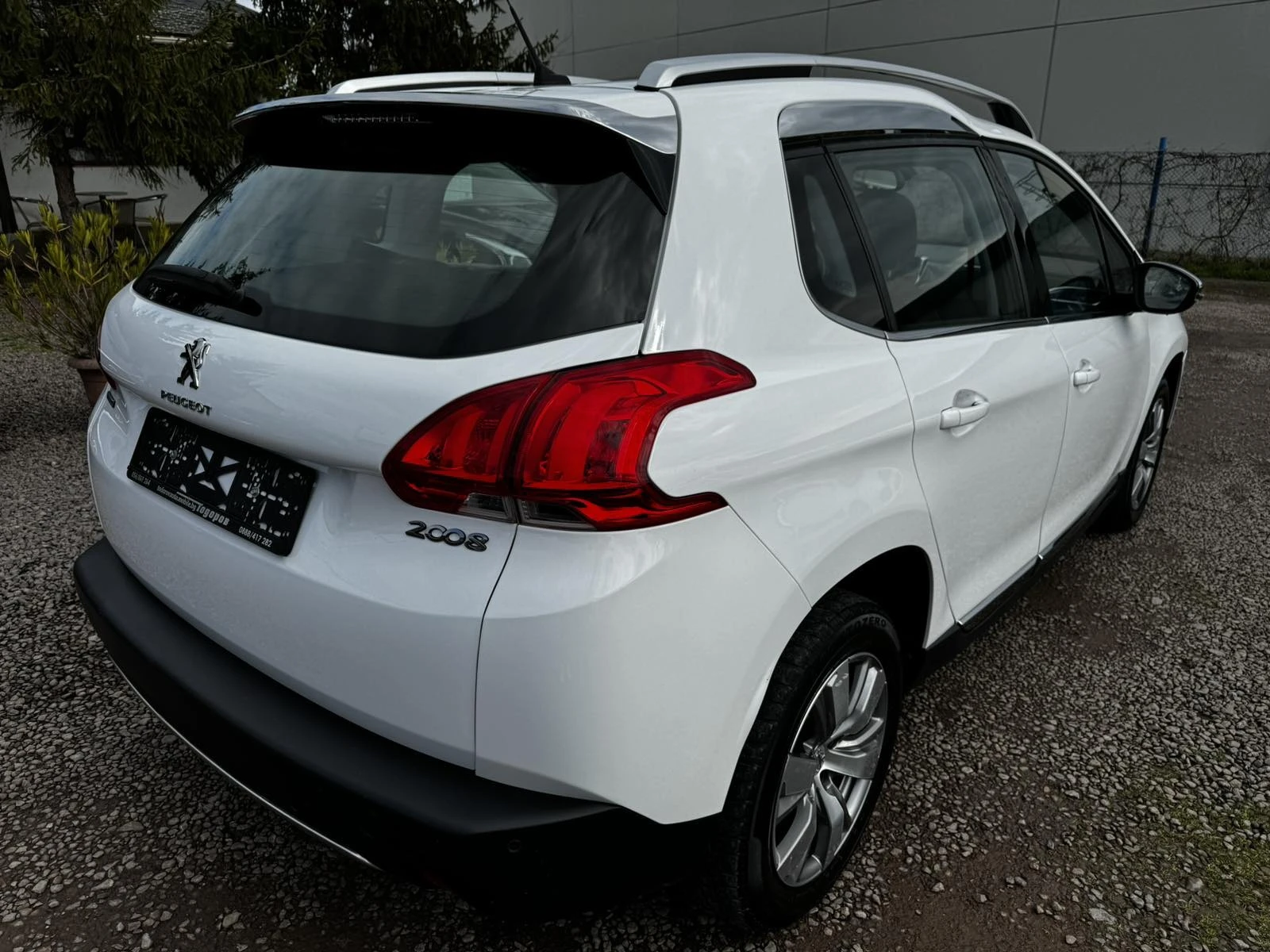 Peugeot 2008 PureTech Allure, 110 к.с - изображение 7