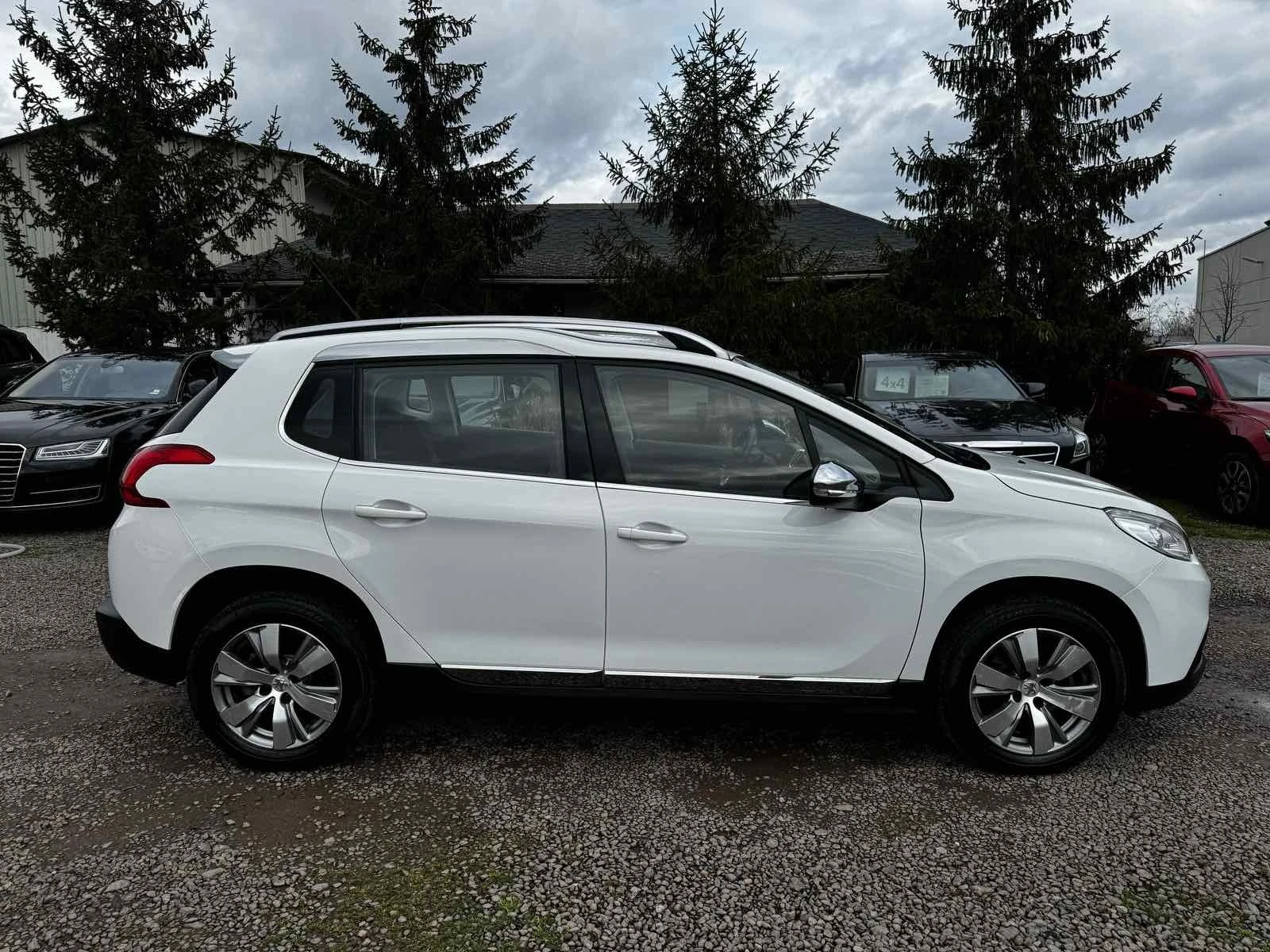 Peugeot 2008 PureTech Allure, 110 к.с - изображение 8