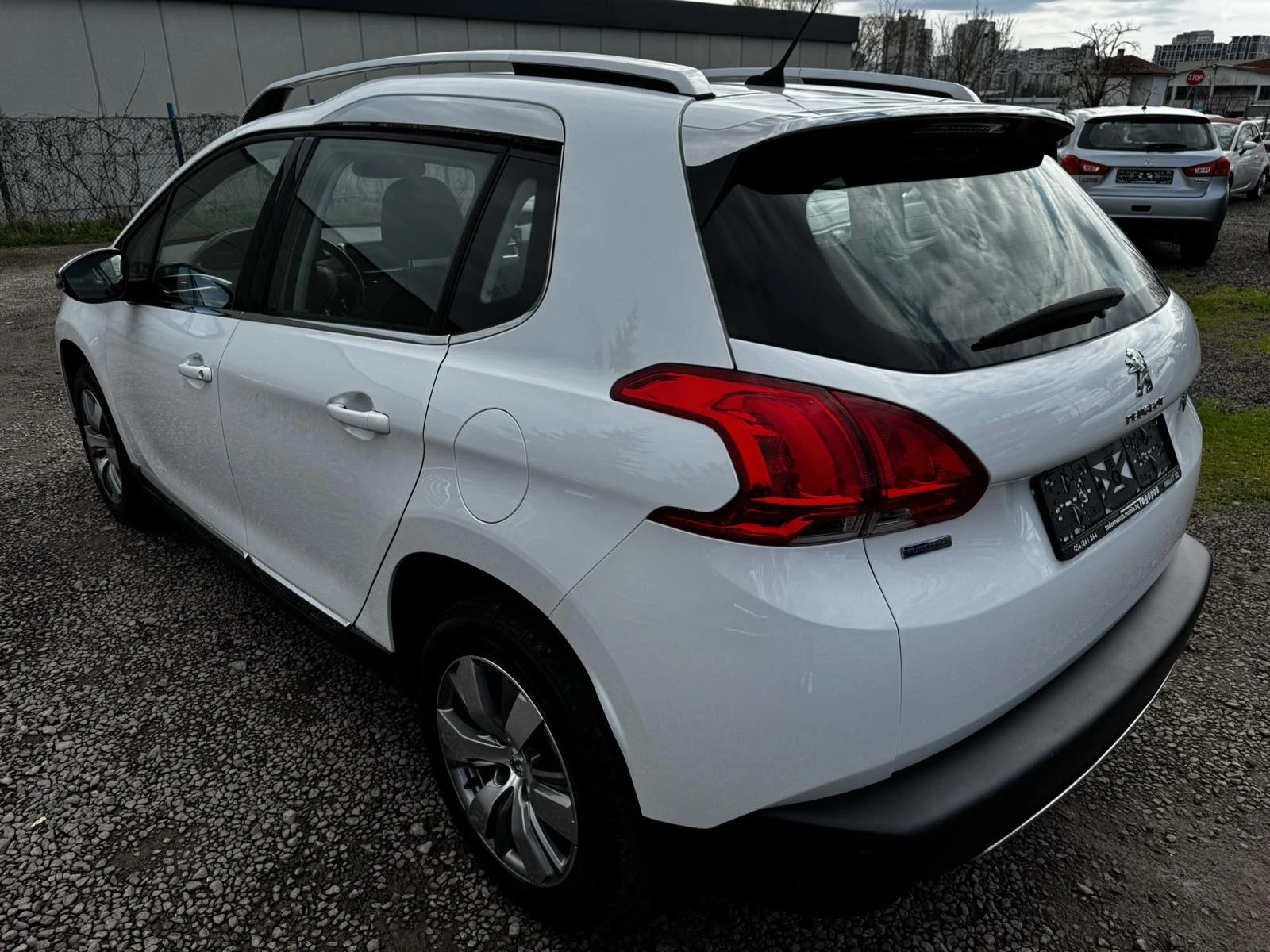 Peugeot 2008 PureTech Allure, 110 к.с - изображение 4