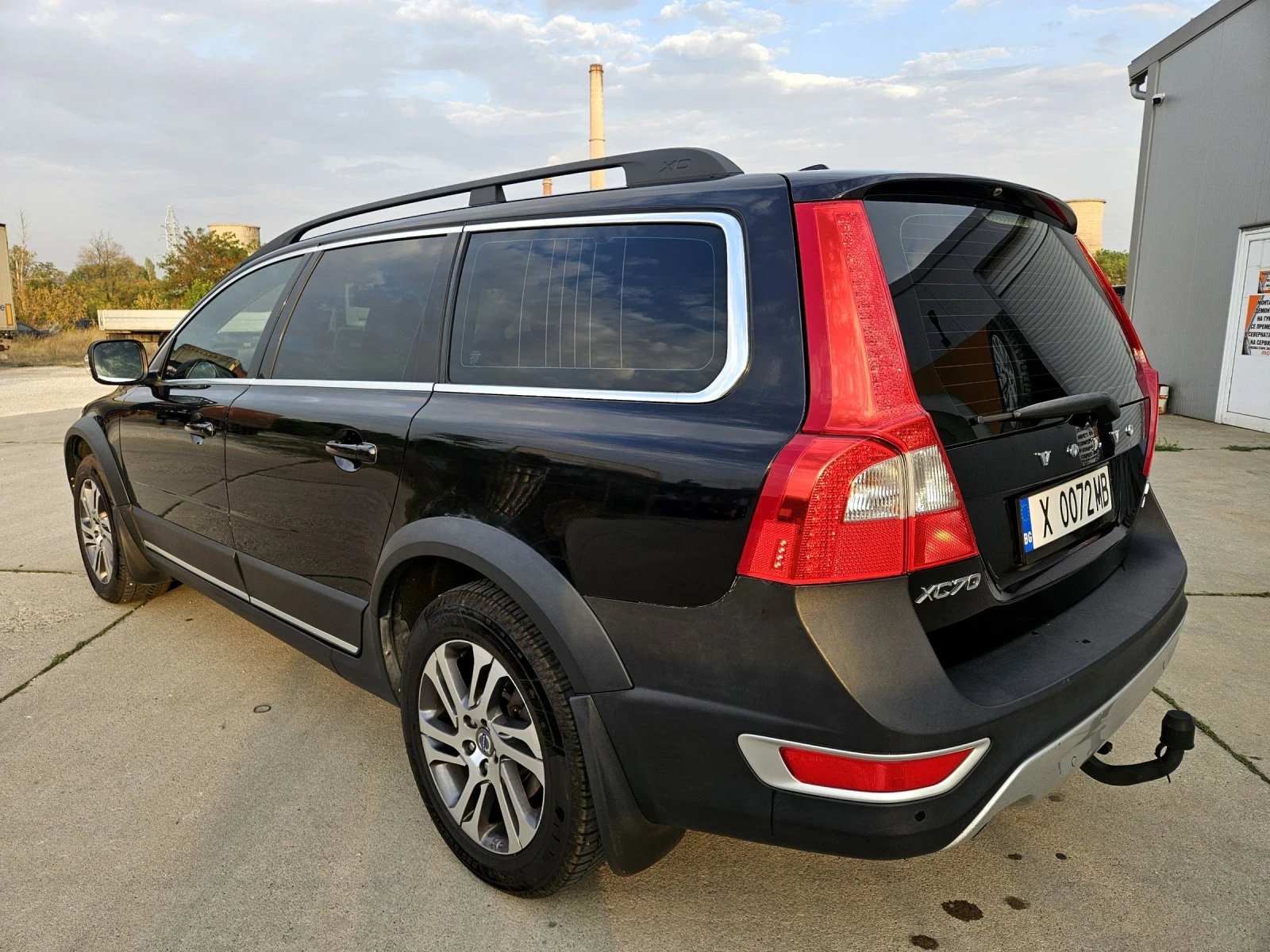 Volvo Xc70 XC70 2.4 D4 AWD - изображение 4