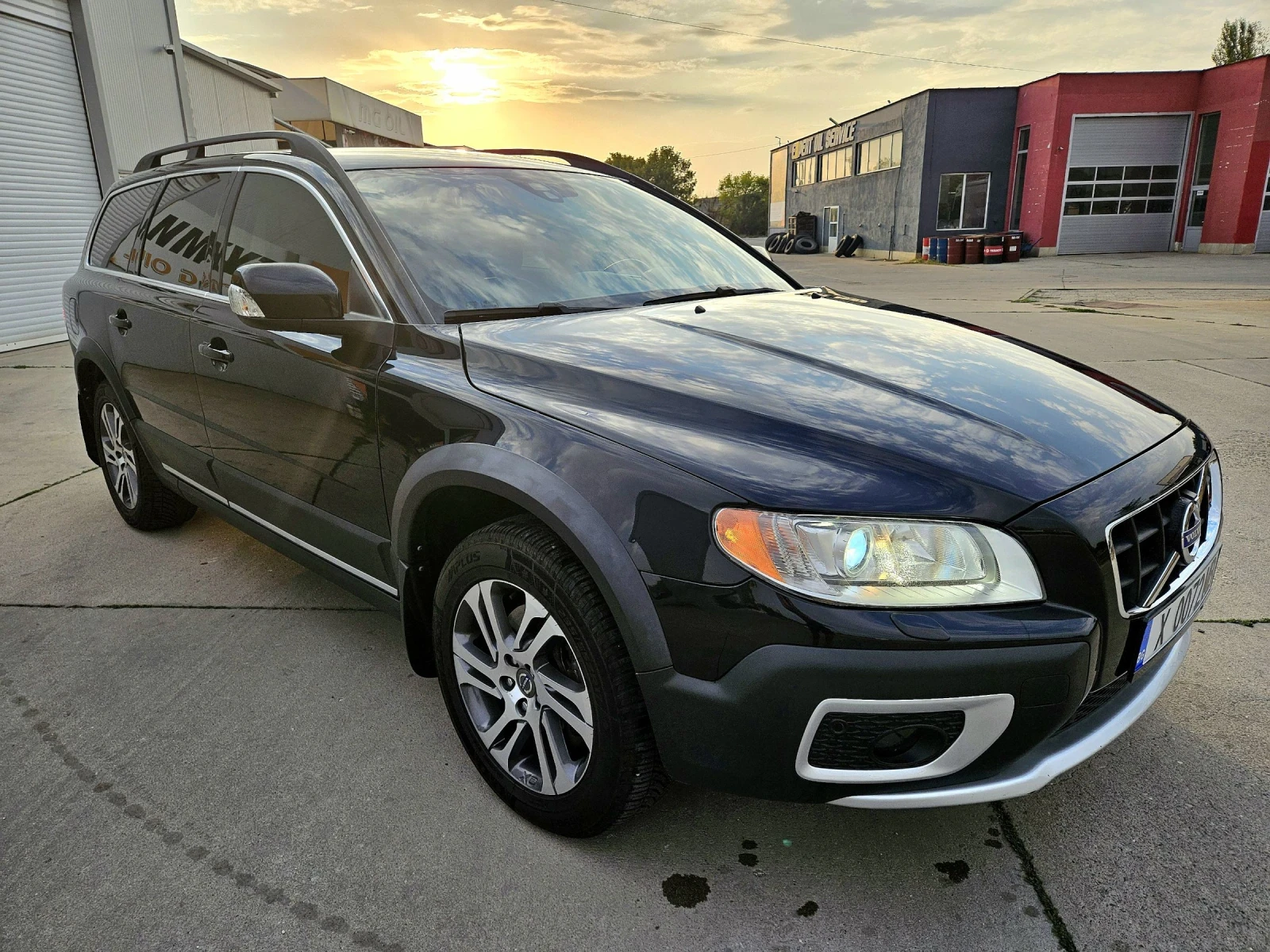 Volvo Xc70 XC70 2.4 D4 AWD - изображение 2