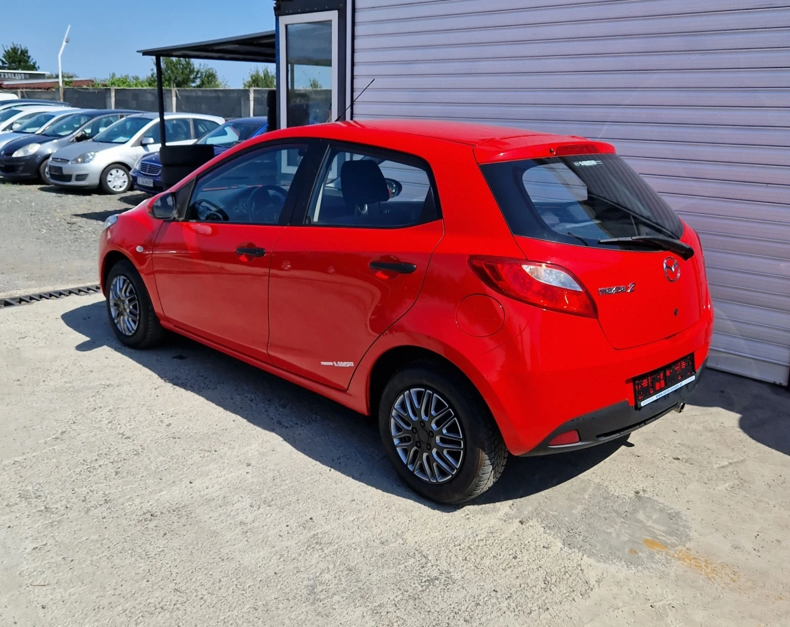 Mazda 2 1.3i 75к.с - изображение 3