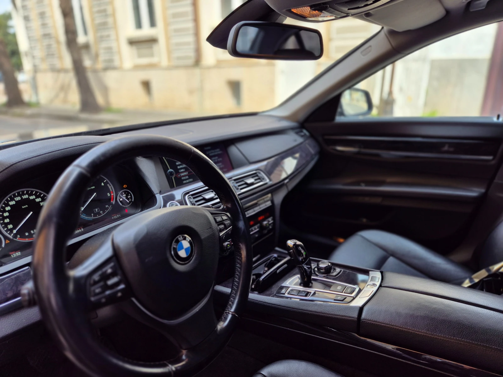 BMW 730  - изображение 10
