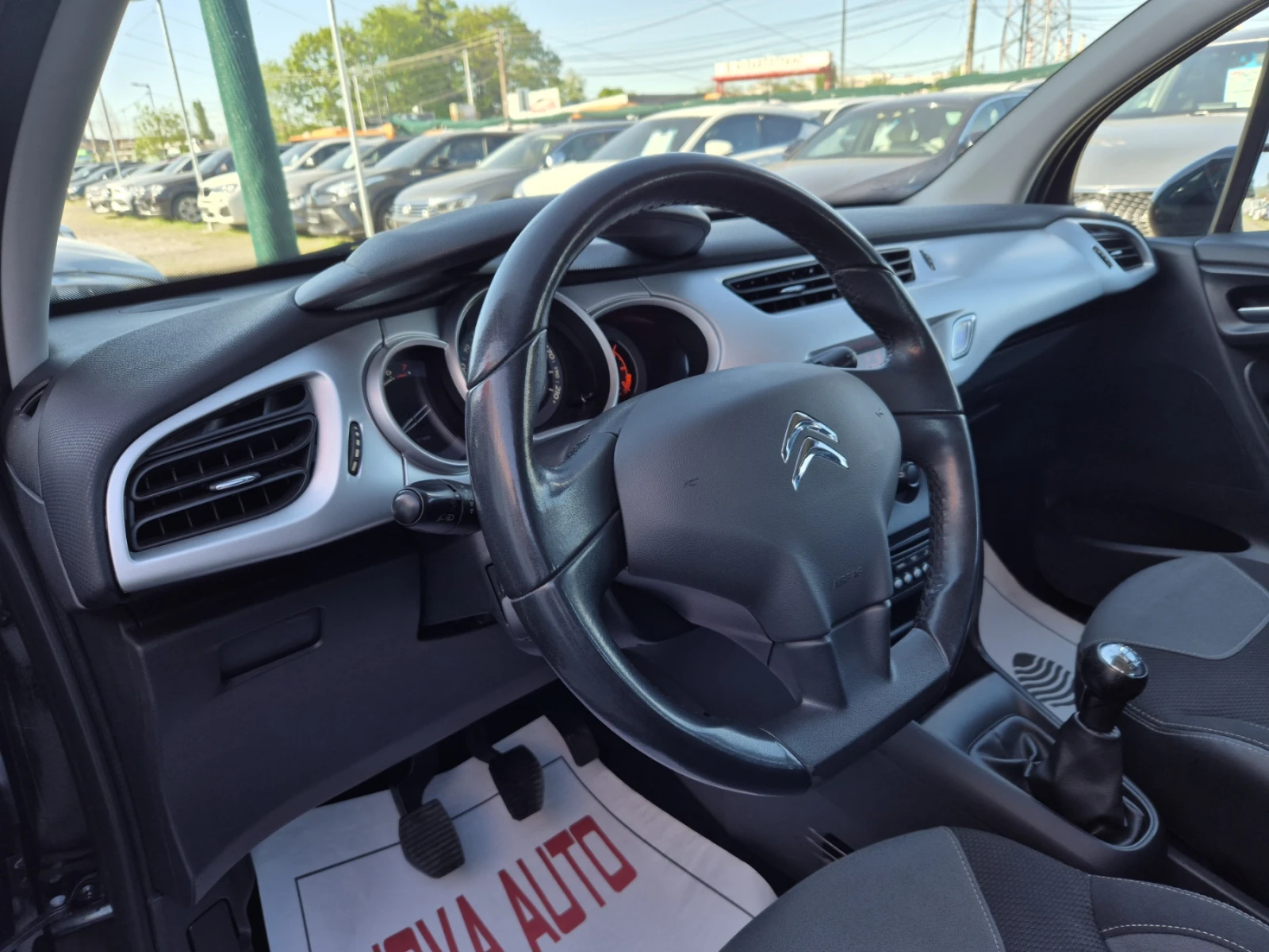 Citroen C3 БЕНЗИН-2013г - изображение 8