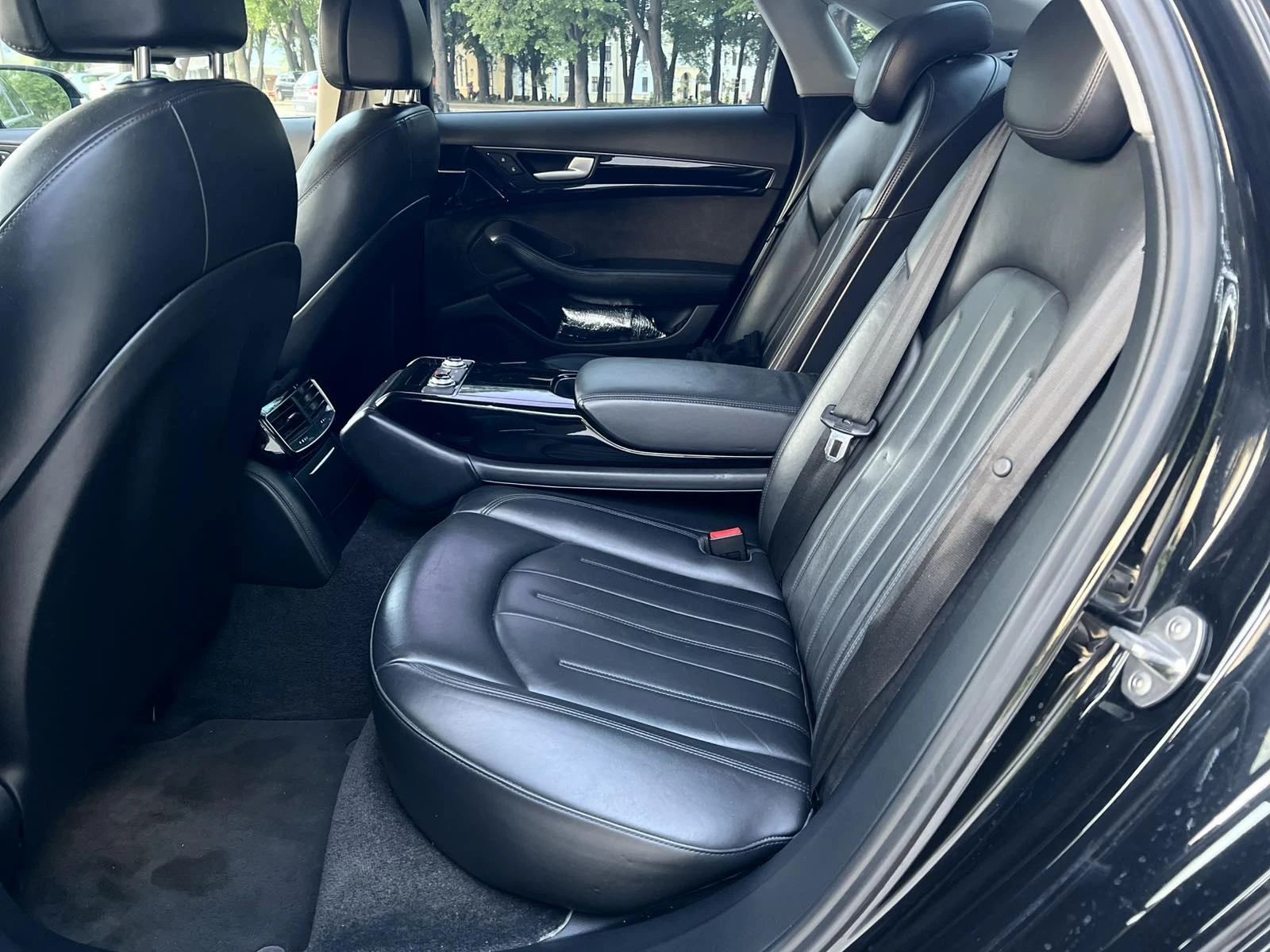 Audi A8  - изображение 6
