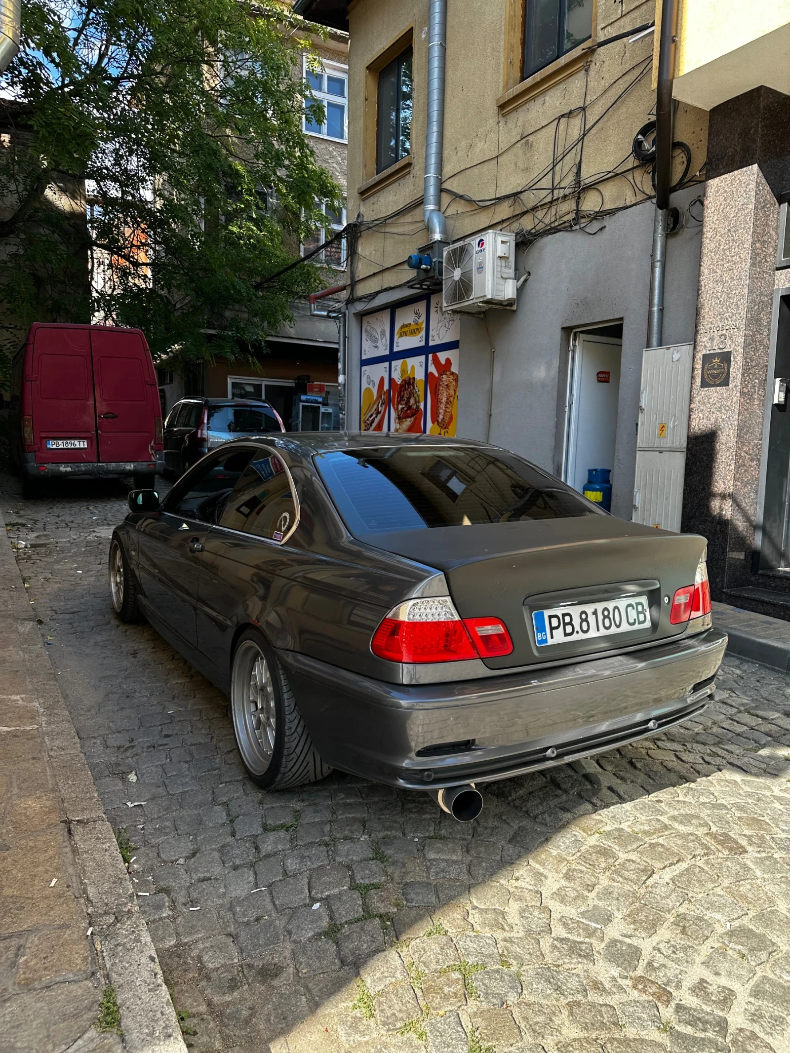 BMW 323  - изображение 8