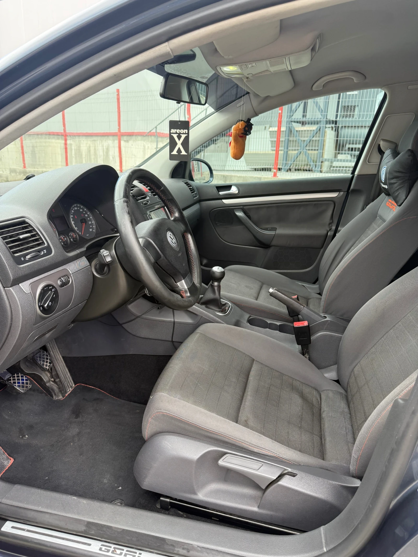 VW Golf 1.9 tdi Bxe - изображение 7