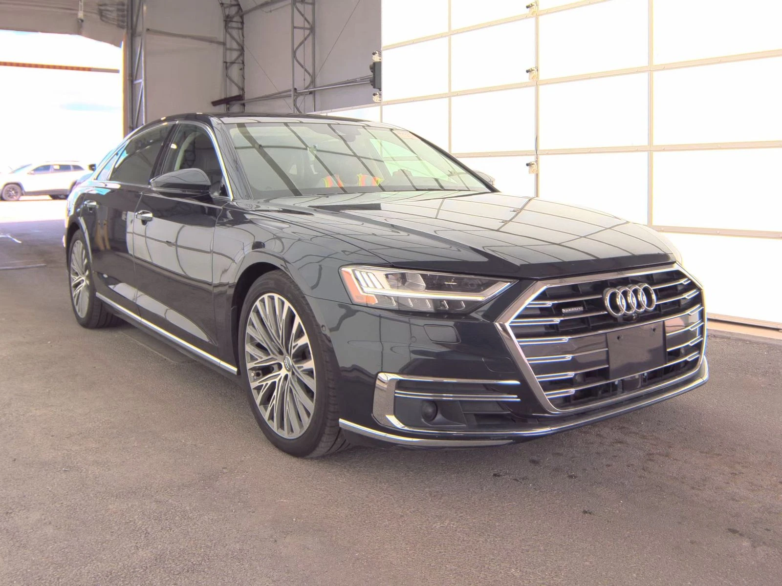 Audi A8 МАСАЖ* ДИСТРОНИК* 360* АМБИЕНТ* B&O* HEADUP* ОБДУХ - изображение 3