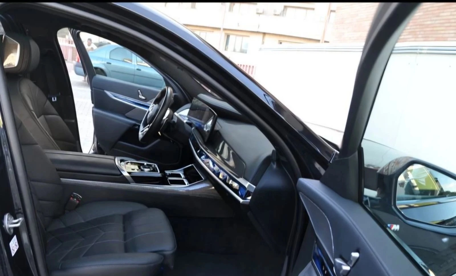 BMW 740 d Mhev M-Sport - изображение 7