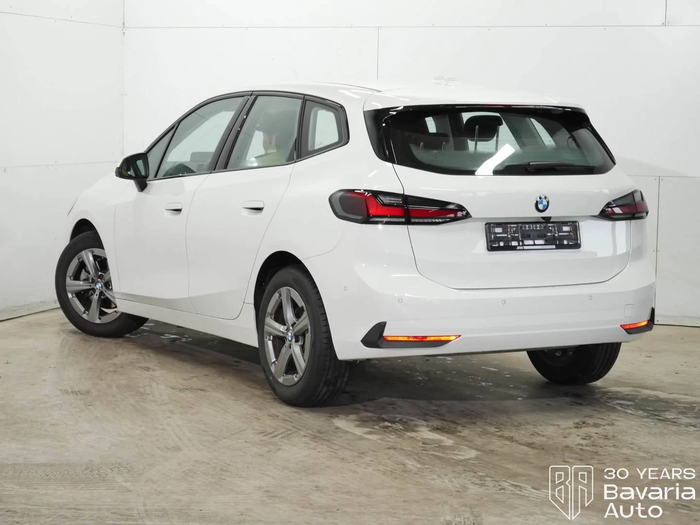 BMW 216 i Active Tourer Steptronic | Mobile.bg   2