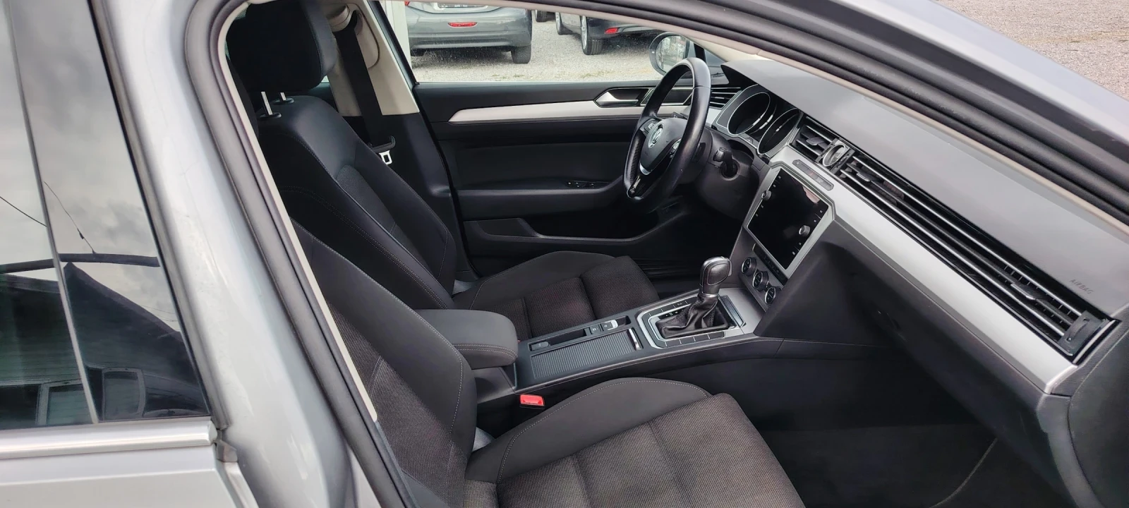 VW Passat 2, 0-150к.с.фейслифт - изображение 8