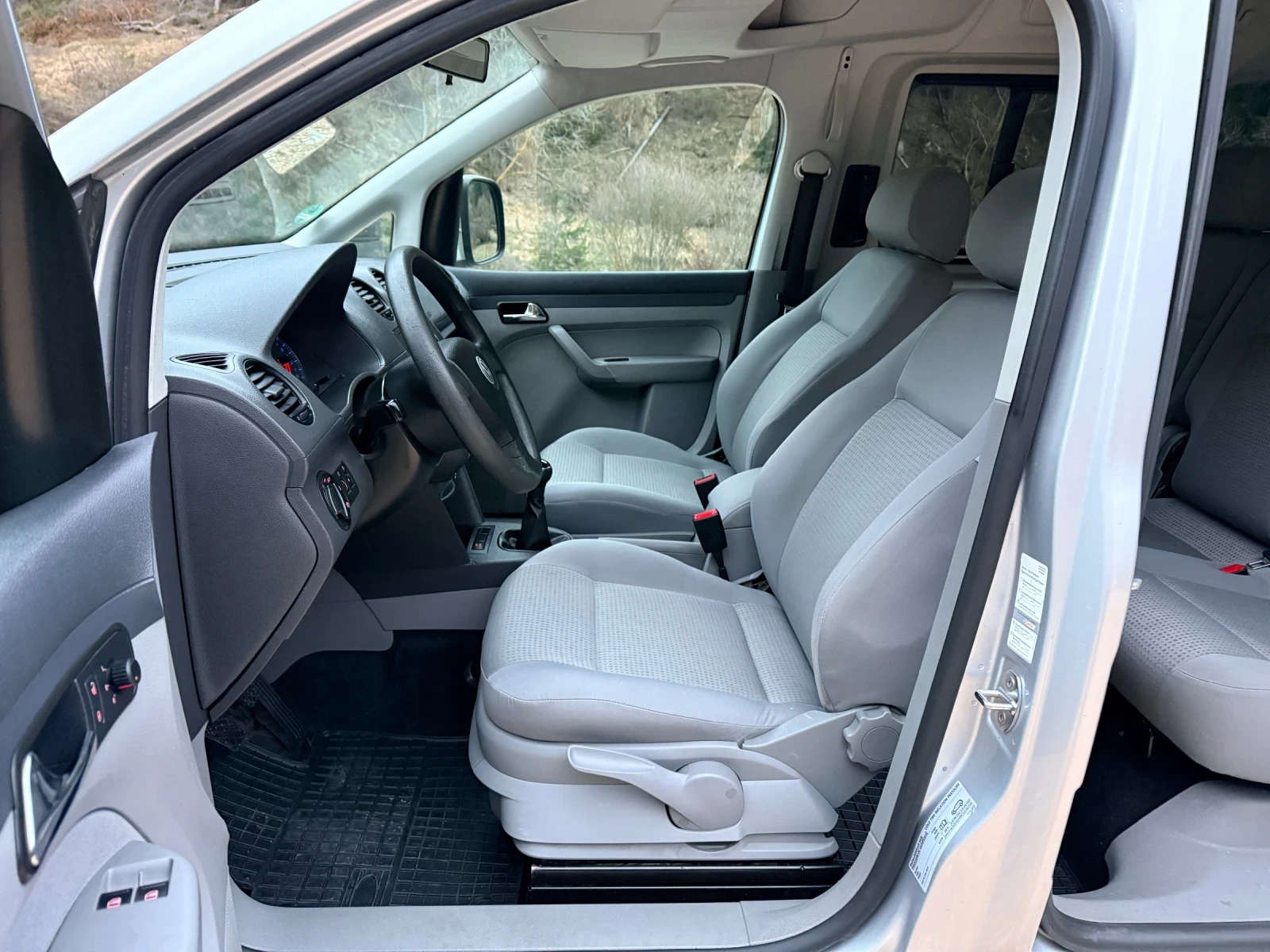 VW Caddy MAXI LIFE* 7�����* 1.9TDI* �������� ����* ��� ���� | Mobile.bg � ����������� 8