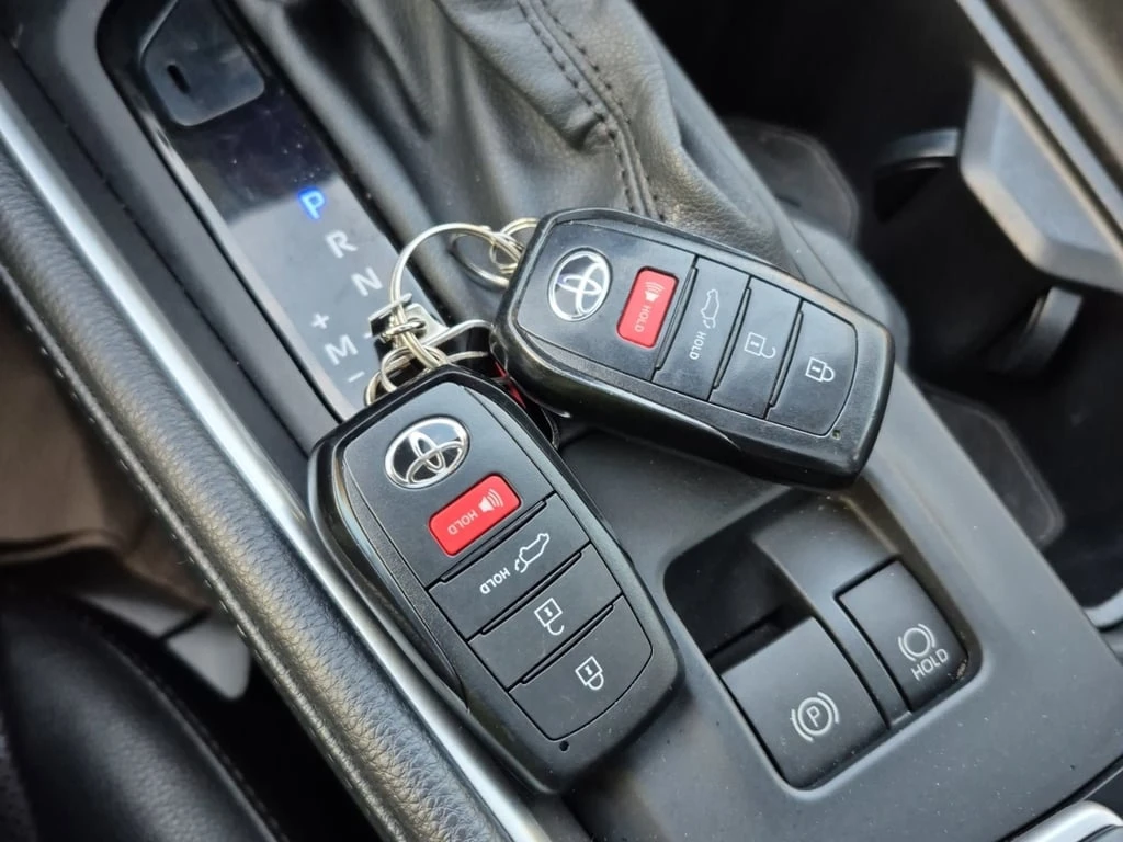 Toyota Grand Highlander * LIMITED * CARFAX *  - изображение 9