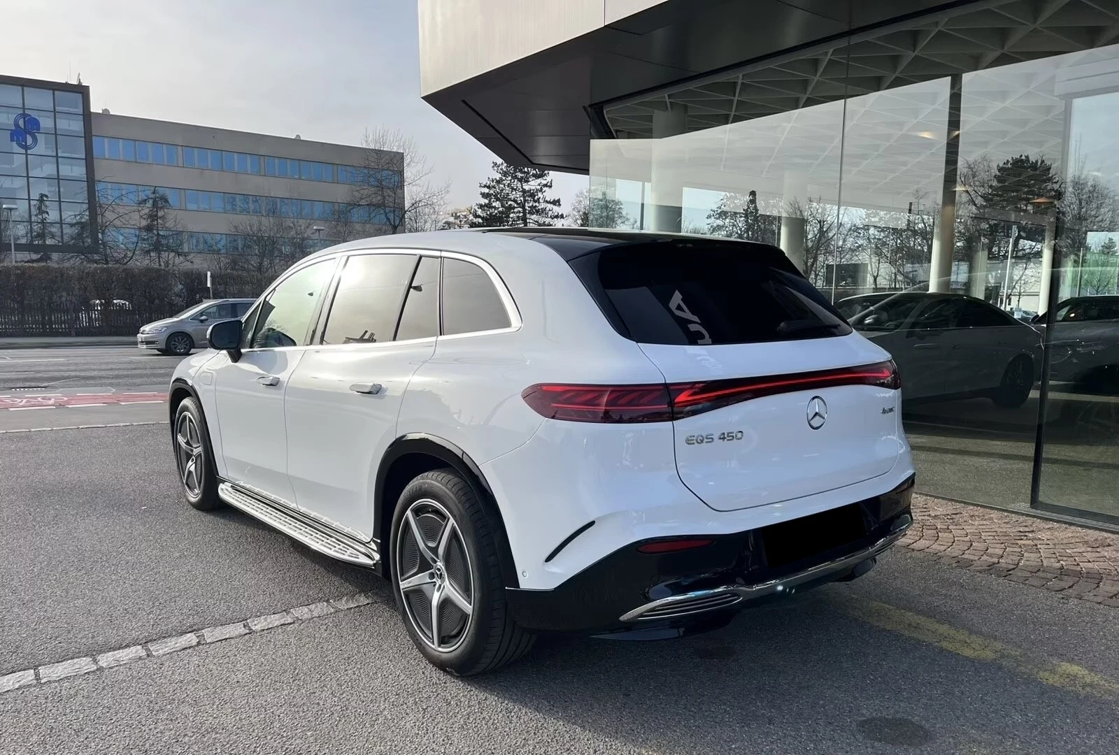 Mercedes-Benz EQS 450 4-MATIC SUV HYPESCREEN BURMESTER , снимка 2 - Автомобили и джипове - 53880388