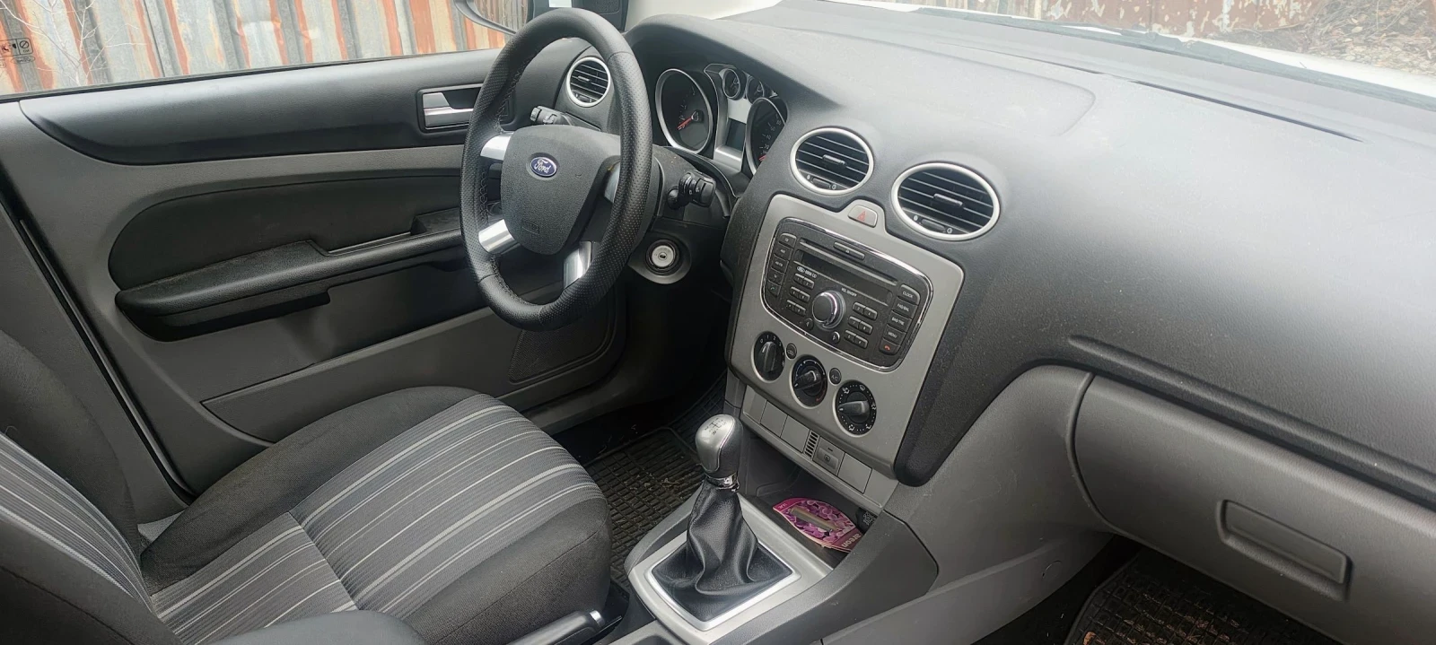 Ford Focus 1.6TDCI, снимка 4 - Автомобили и джипове - 53908868