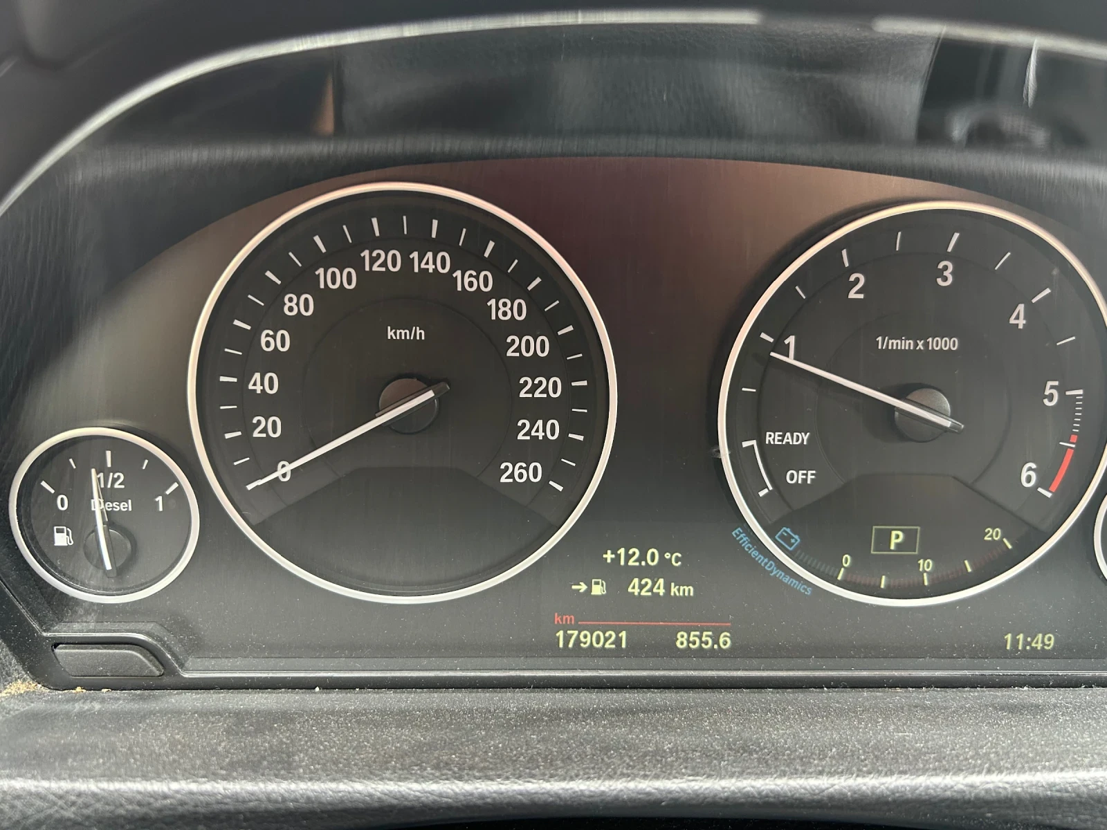 BMW 320 320 xdrive 190к.с., снимка 3 - Автомобили и джипове - 54039126