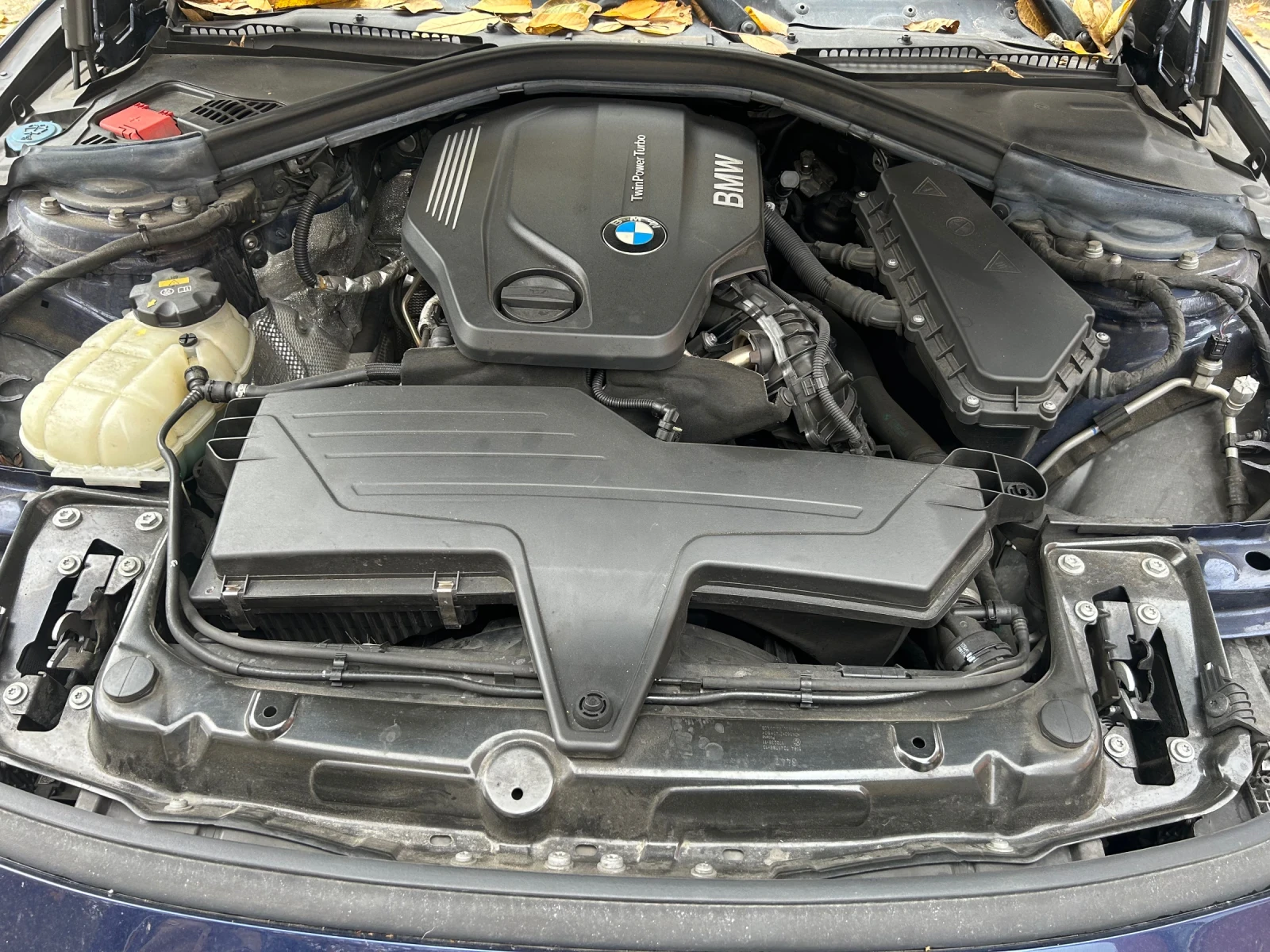 BMW 320 320 xdrive 190к.с., снимка 9 - Автомобили и джипове - 54039126