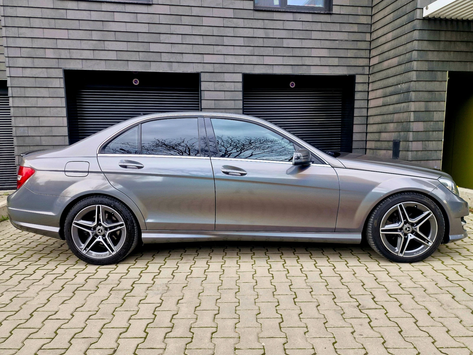 Mercedes-Benz C 250 4MATIC, снимка 3 - Автомобили и джипове - 54261817