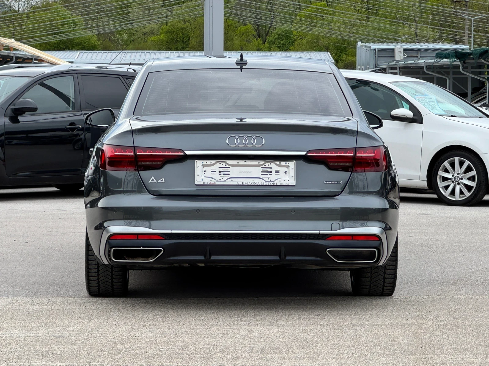 Audi A4 2.0TDI QUATTRO S-Line, снимка 14 - Автомобили и джипове - 54283702