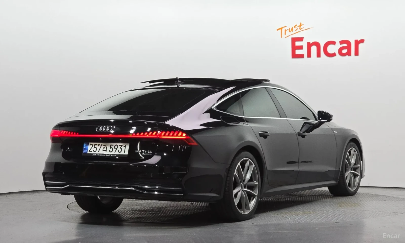 Audi A7 55TFSI MATRIX| DISTRONIC| HuD| BANG&OLUFSEN, снимка 3 - Автомобили и джипове - 54456219