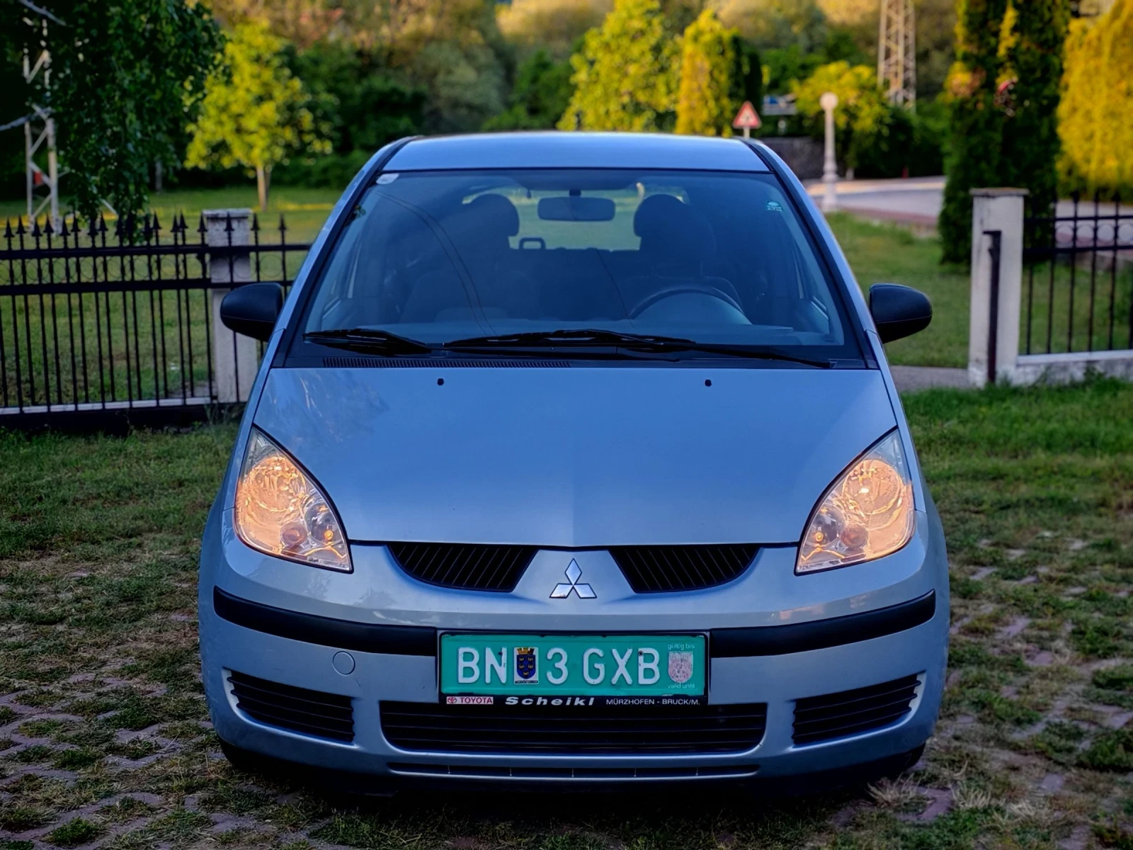 Mitsubishi Colt 1.1(75)* КЛИМАТИК* НОВ ВНОС* , снимка 10 - Автомобили и джипове - 54714995