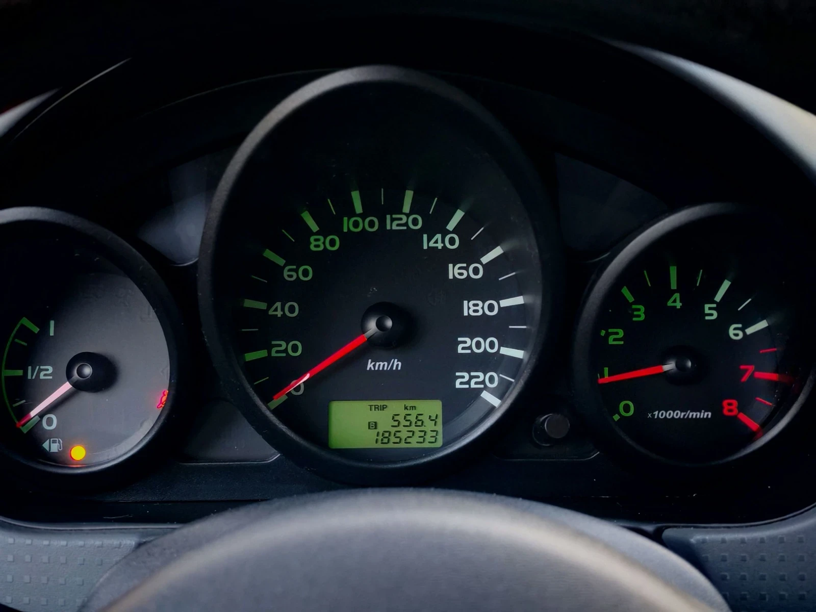 Mitsubishi Colt 1.1(75)* КЛИМАТИК* НОВ ВНОС* , снимка 16 - Автомобили и джипове - 54714995