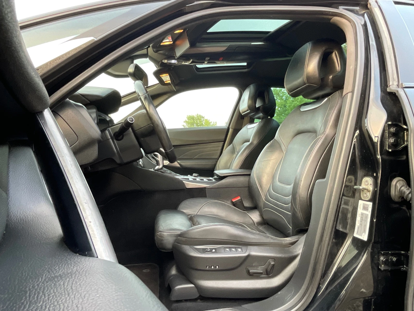 Citroen DS5 Executive Automatic 2.0HDi 163к.с Еuro 5   , снимка 10 - Автомобили и джипове - 54795770