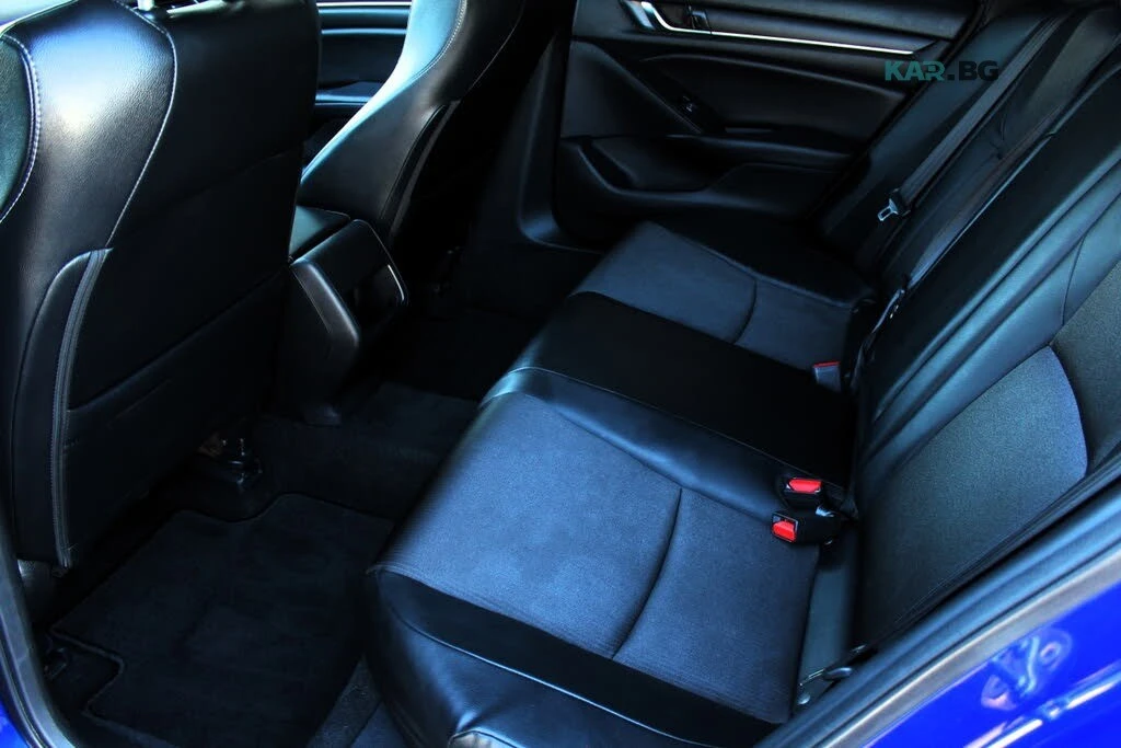 Honda Accord  Sport * АвтоКредит * (ЦЕНА ДО БГ), снимка 7 - Автомобили и джипове - 54917741
