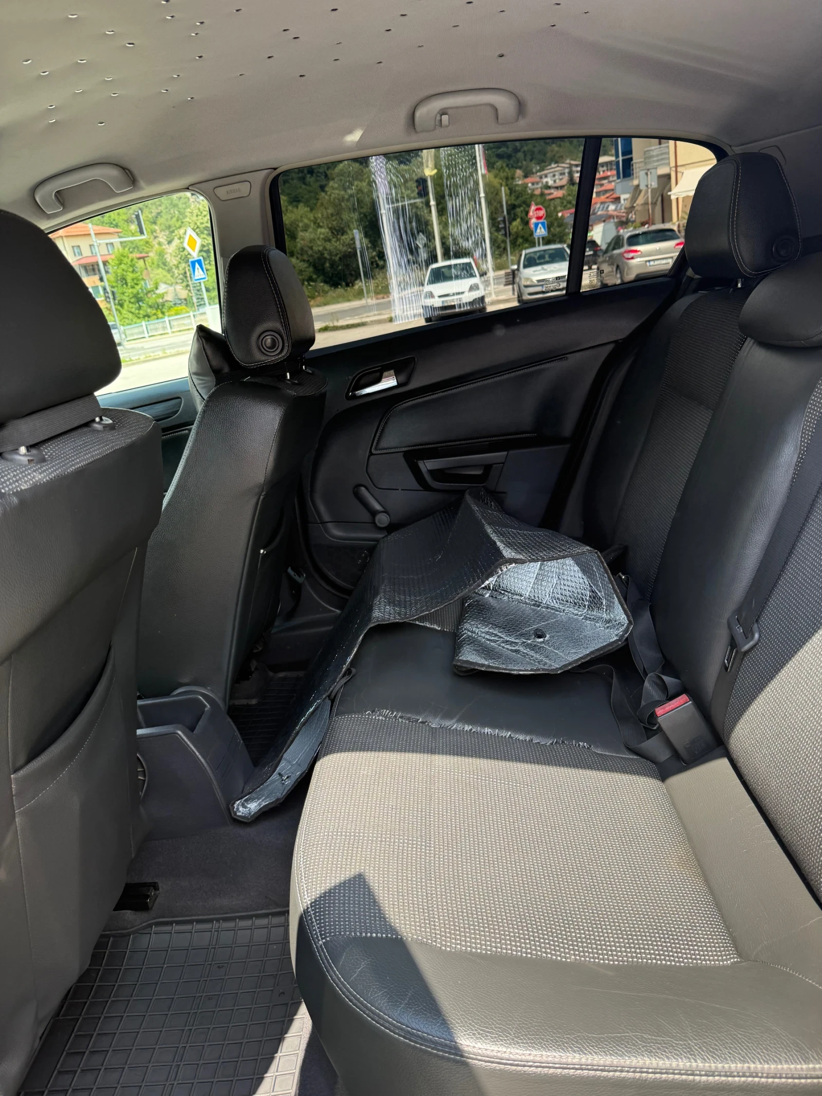 Opel Astra, снимка 8 - Автомобили и джипове - 55386879