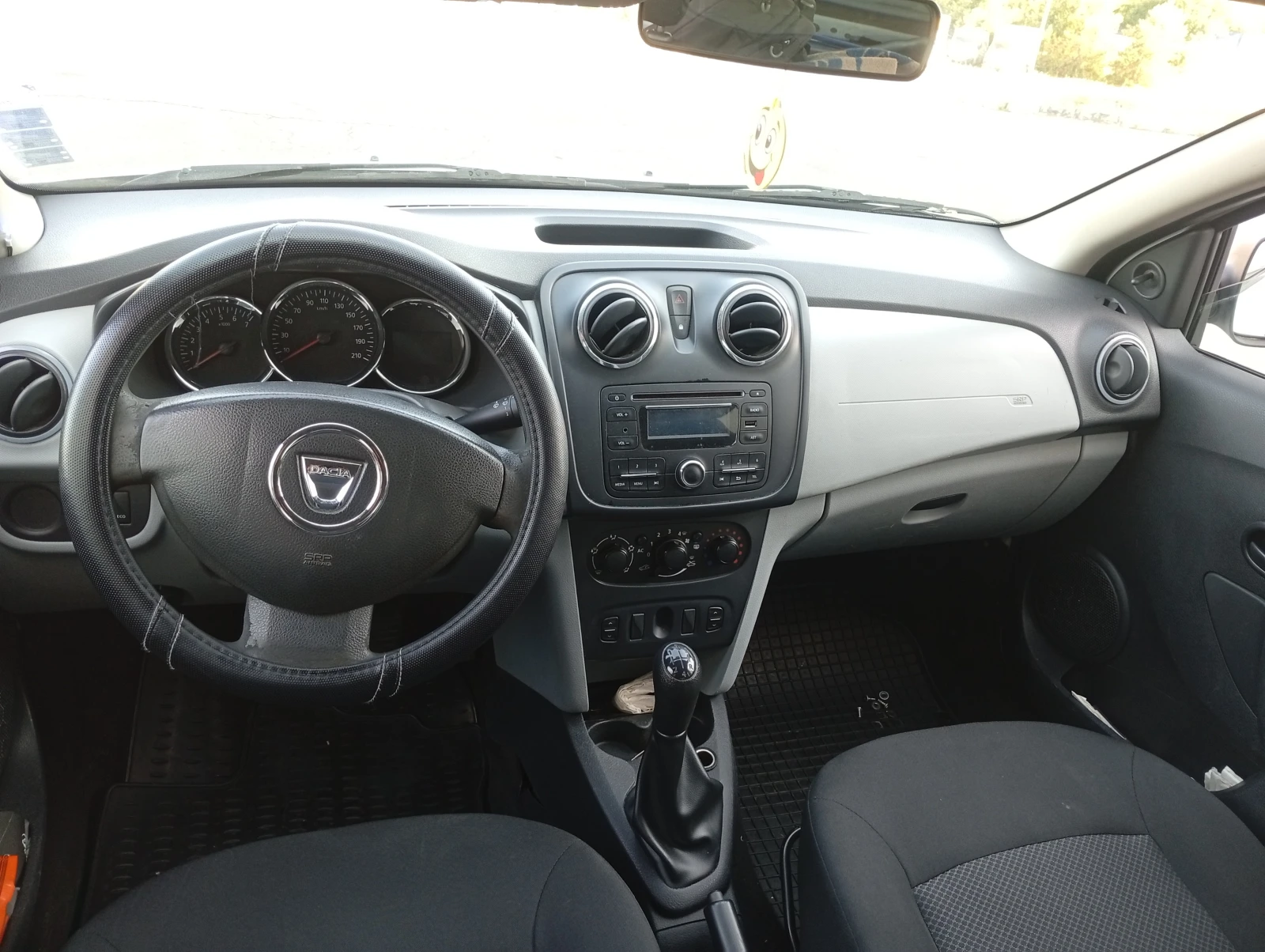 Dacia Sandero 1, 5 dCi, снимка 7 - Автомобили и джипове - 55953477