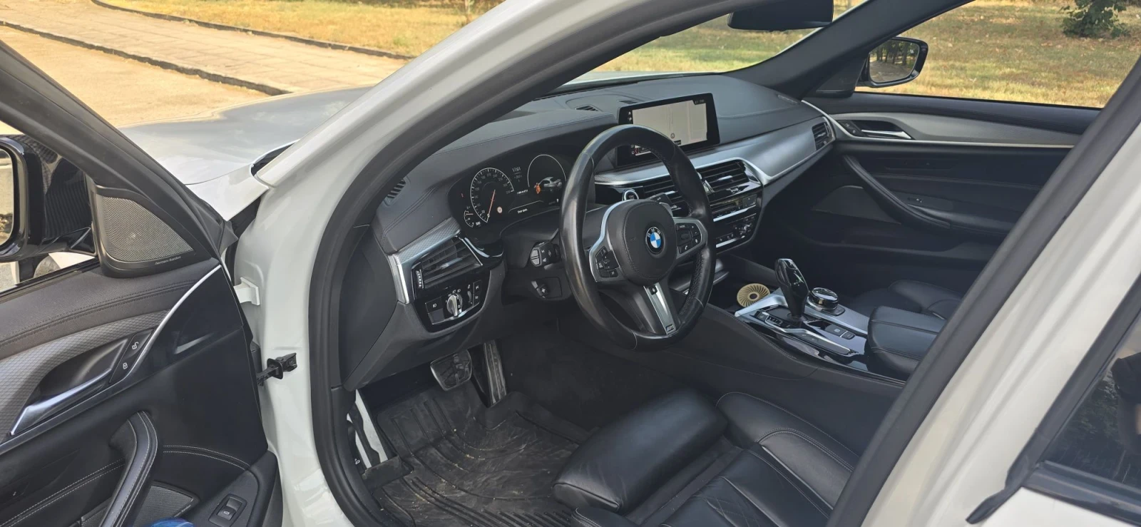 BMW 540 M Performance, снимка 11 - Автомобили и джипове - 55970109
