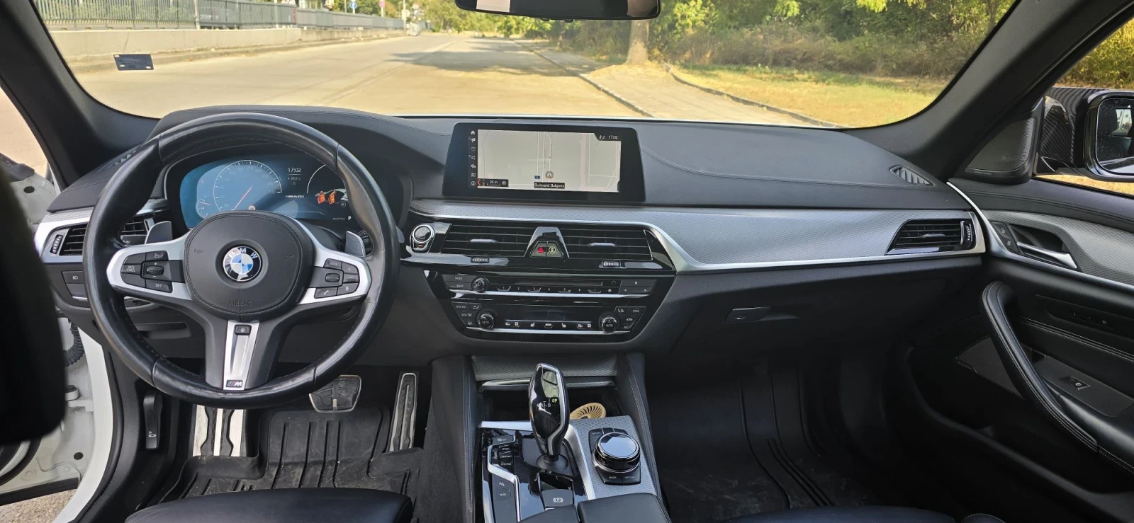BMW 540 M Performance, снимка 14 - Автомобили и джипове - 55970109