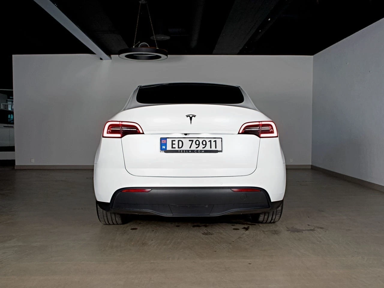 Tesla Model Y Long Range AWD, снимка 9 - Автомобили и джипове - 56115283