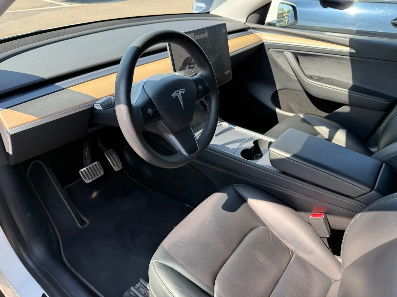 Tesla Model Y Long Range Dual Motor AWD Aut. Pano LED ACC Navi, снимка 5 - Автомобили и джипове - 56115892