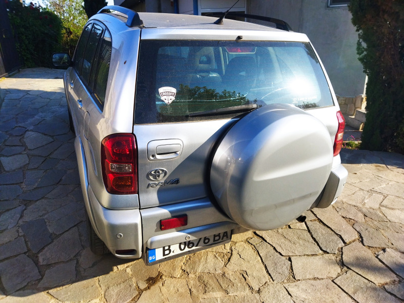 Toyota Rav4, снимка 2 - Автомобили и джипове - 44156312