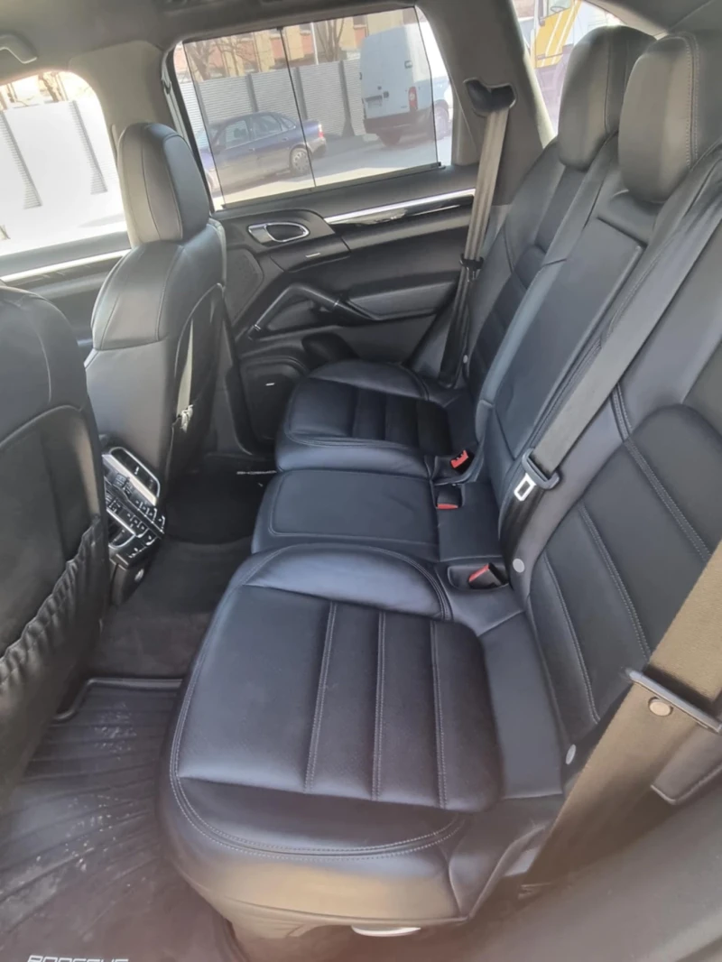 Porsche Cayenne, снимка 14 - Автомобили и джипове - 48228194