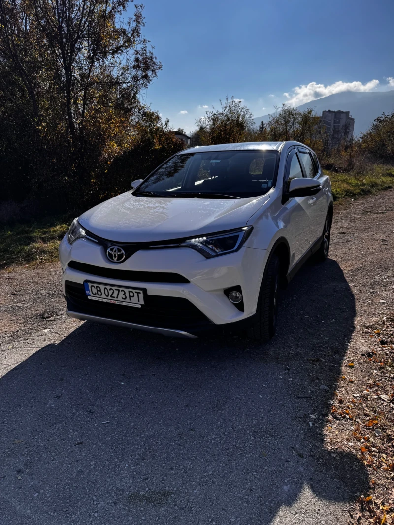 Toyota Rav4, снимка 2 - Автомобили и джипове - 48456279