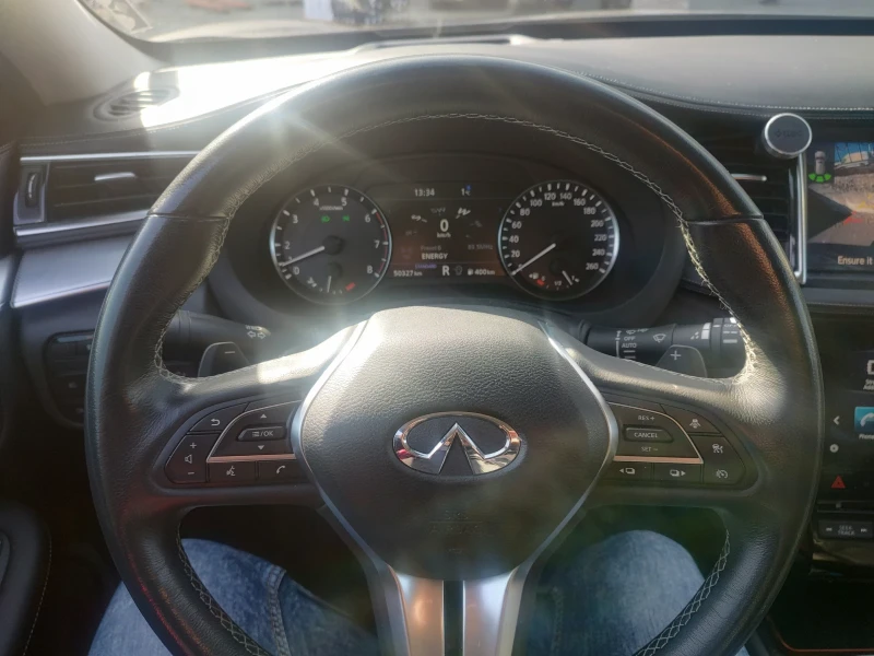 Infiniti QX50, снимка 3 - Автомобили и джипове - 49058004