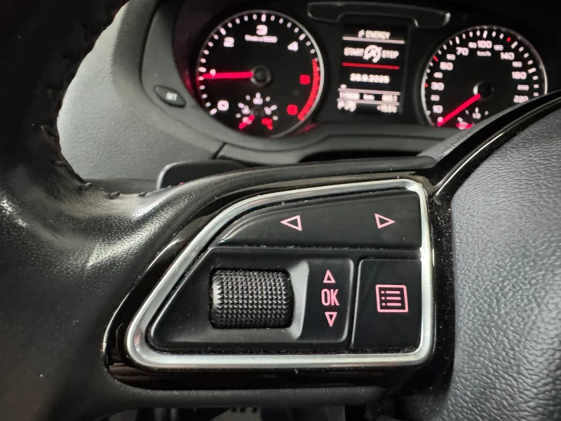 Audi Q3 TDI, снимка 16 - Автомобили и джипове - 51870055